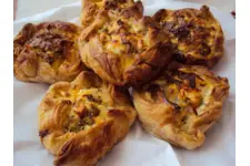 Ağzı Açık Börek Tarifi ve Malzemeleri