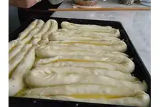 Kol Böreği Hamuru Tarifi ve Malzemeleri