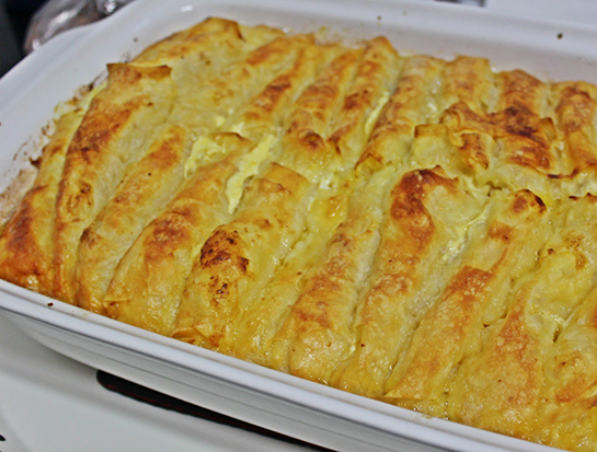 Dil Peynirli Börek Tarifi ve Malzemeleri