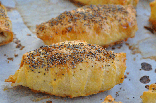 Hazır Yufkadan Börek Tarifi ve Malzemeleri